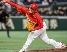 NG体育-棒球半决赛，钱塘铁骑队与嵩山海豚队逆转，体能对抗拉满！保级形势悄然变化(edg战队图片)