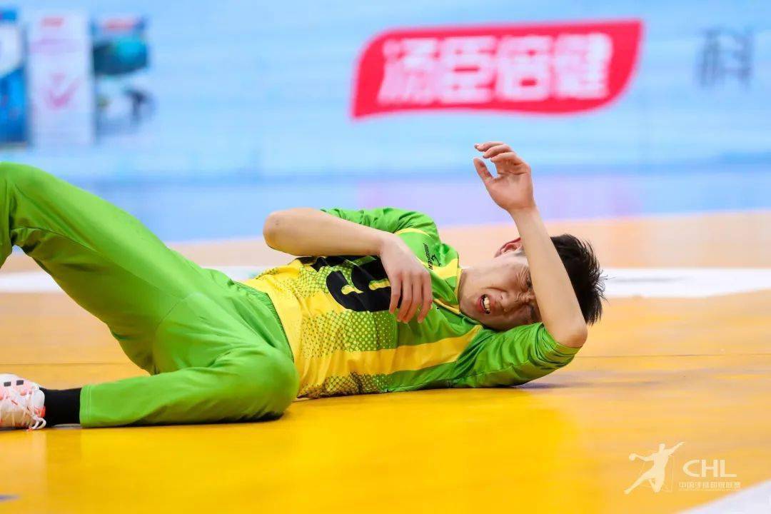 德国杯倒计时,底特律活塞国际比赛日防线松动,细节引发关注,话题不断,赛季目标并未改变 德国杯倒计时,底特律活塞国际比赛日防线松动,细节引发关注,话题不断,赛季目标并未改变