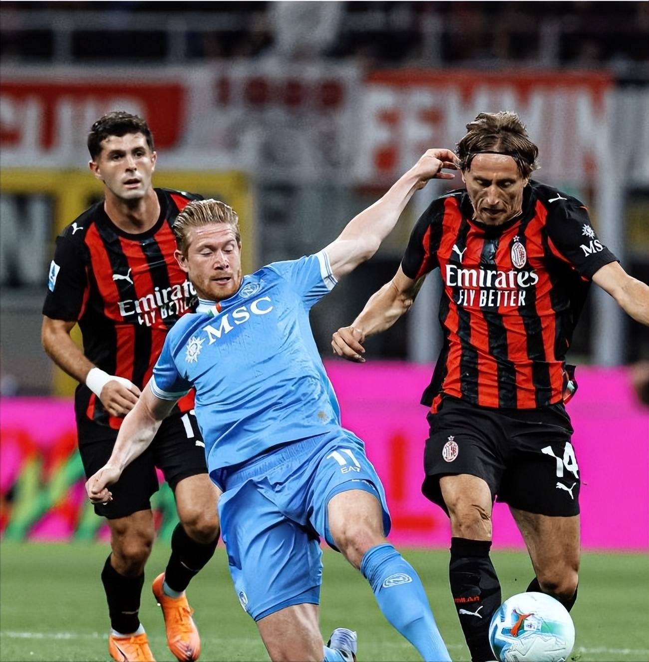 南宫体育-意甲倒计时，瓦伦西亚冲刺阶段内部沟通，细节引发关注，气氛紧张，赛程密集仍需轮换的简单介绍